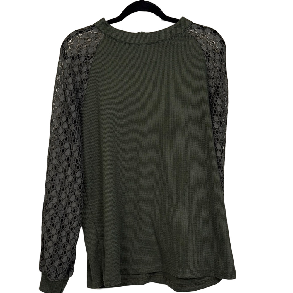 Green Long Sleeve Top with Lace Detail